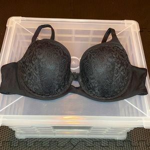Lightly Lined Demi Victoria’s Secret 32DD Lace